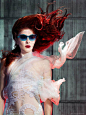 屏住呼吸，睁开你的眼睛欣赏道格拉斯・弗里德曼的水下时尚人像-Vogue意大利2013年3月---酷图编号1043788