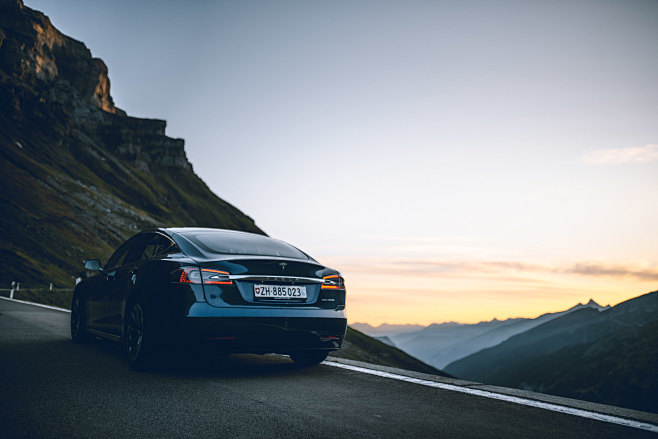 Tesla camping