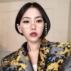 瑞大头采集到女装女妆