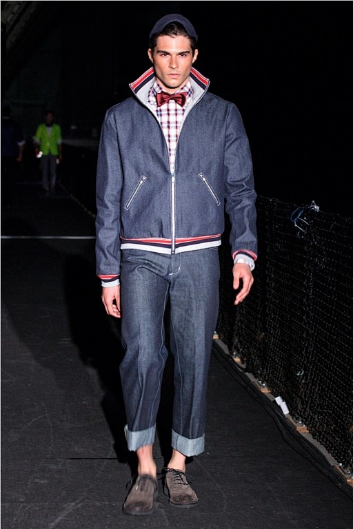 纽约著名服装设计师Marlon Gobe...