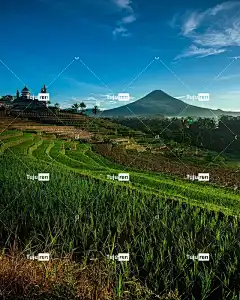 山 自然 景观 游泳池 背景 天空 美丽的壁纸 天空背景 蓝天