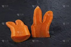 吃畸形丑陋的蔬菜是一种时尚趋势。滑稽的胡萝卜，形状像兔子