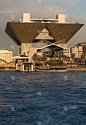 东京的现代未来主义建筑