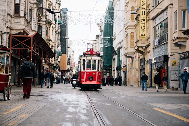 city-people-street-t...