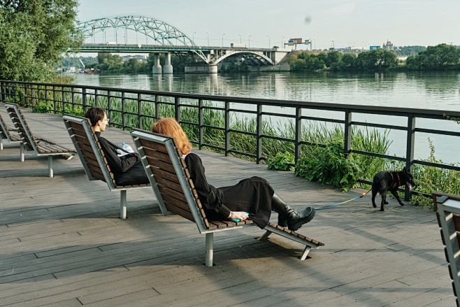 激发领地潜力，莫斯科河畔公园改造 / W...