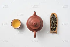 新鲜台湾乌龙茶及茶壶