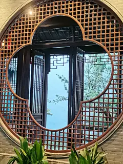 《竹影下的中式窗与古典园景》｜窗之魂竹之韵 - 小红书-花瓣网