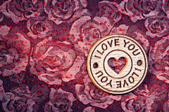 木制工艺礼品元素与文字我爱你