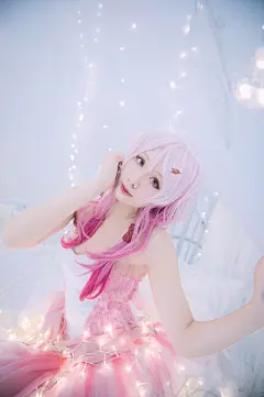Himari原谣谣谣的cosplay正片 EGOIST 海报ver. | 半次元-ACG同好社群