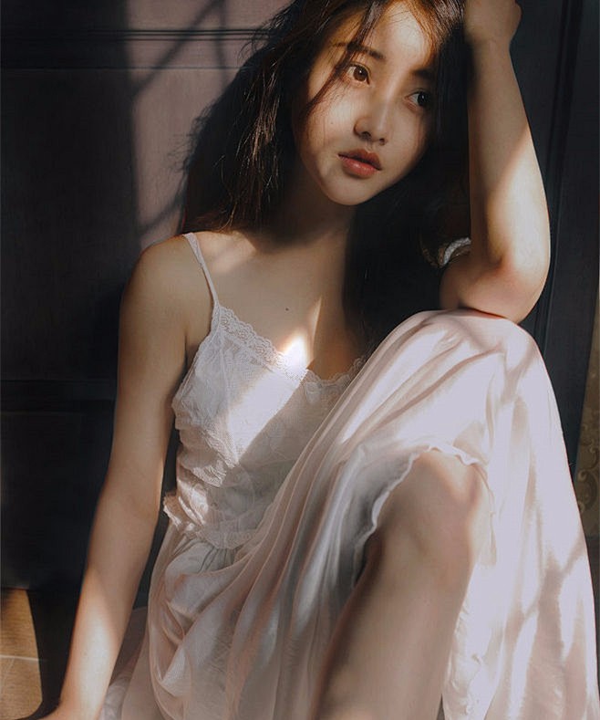 【一点资讯】美女 www.yidianz...