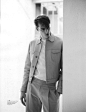 Bastiaan Van Gaalen在Calvin Klein Collection中彰显L'Officiel Hommes NL的页面