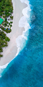 马尔代夫海滩美丽的鸟瞰图iPhone壁纸