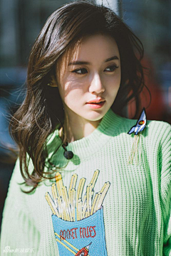 容雅光采集到美女
