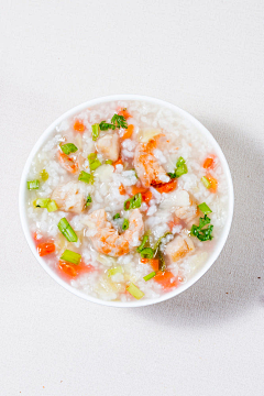 只只CAT采集到美食