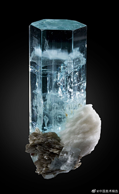 液态冰采集到水晶
