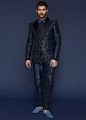 King’s Tailoring : Scopri la nuova Collezione Uomo Autunno Inverno 2018-19 King's Tailoring by Dolce & Gabbana e lasciati ispirare. Visita il sito ufficiale Dolcegabbana.it.