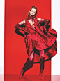 土耳其版《Vogue》八月刊红色时尚大片|摄影 Richard Burbridge-时尚大片-中国视觉联盟