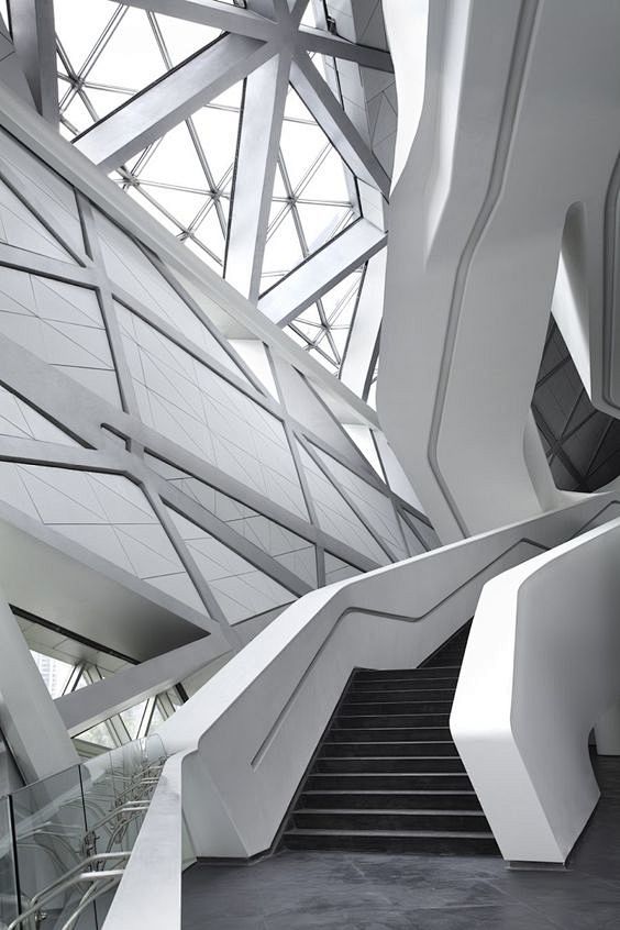  Zaha Hadid