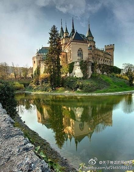 【波切尼斯城堡】斯洛伐克最古老的城堡之一...