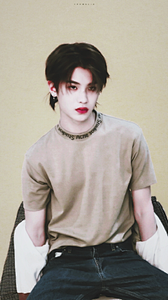 瑟瑟不吃糖采集到Justin黄明昊