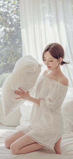 张硕皙采集到壁纸-高清靓女