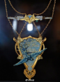 珠宝匠的照片 - 微相册法国新艺术珠宝大师 Rene Lalique 珠宝设计作品欣赏~
他的设计被称为“没有时间限制的风格”；
他的设计动机来源于东方艺术、古典风格和现代艺术；
他是第一位采用女裸体装饰珠宝的先锋设计师；
他被誉为“香水瓶之父”；