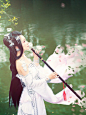 弥鹿的cosplay正片 #剑网3##七秀##秦风秀姐#只盼，伴君侧，唇红酒暖，钗轻衣扬。