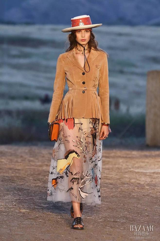 迪奥dior2018年早春度假系列北京时间五月十二日上午十点dior在美国圣