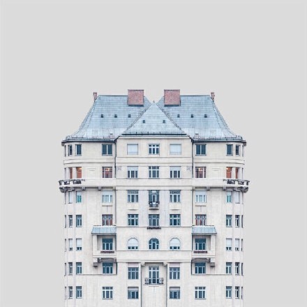 多瑙河畔建筑的对称之美。作者：Zsolt...