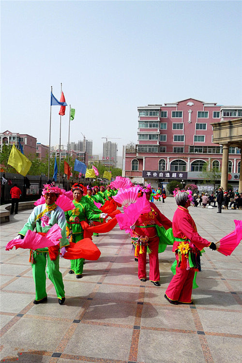 女人节 去泰宁看女人花跳广场舞