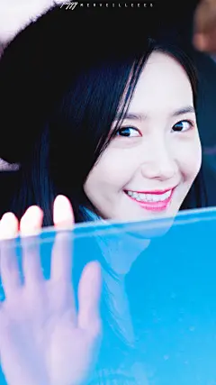 #林允儿# 壁纸  苏气爆表的治愈系鹿宝宝。-1