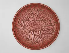 剔红牡丹纹圆盘