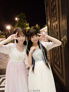 姊妹、拉拉、闺蜜、女女、姐妹、双娇、双姝、双飞、双生花、百合-花瓣网|陪你做生活的设计师 | 我的首页 微博-随时随地发现新鲜事