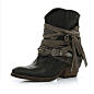 Shop boots - Sanderfila Boots Closed Toe Black Casual Low Heel Boots online. Discover unique designers fashion at sanderfila.com.