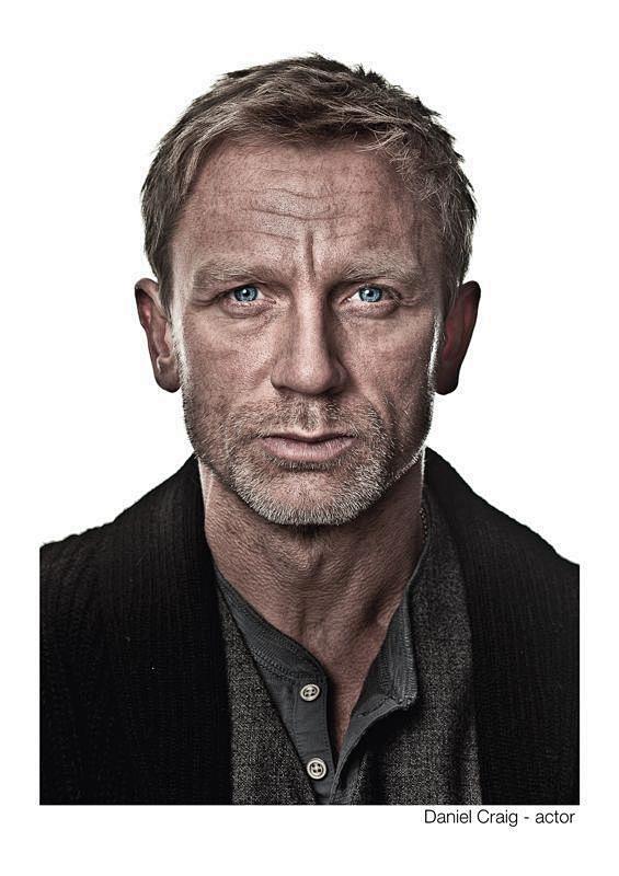 Daniel Craig