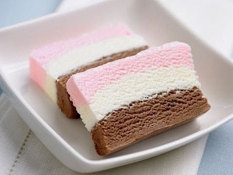 甜甜腻腻的冰淇淋