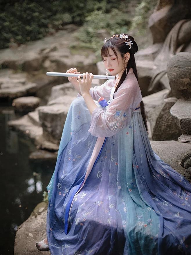 清风扶摇【鹊桥仙】6米大摆齐胸襦裙中国古风正品原创汉服上襦女-淘宝网-花瓣网