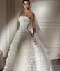 pronovias婚纱图片-婚杂志-晒甜蜜http://stm.huanq.com/album.php?action=show&id=866