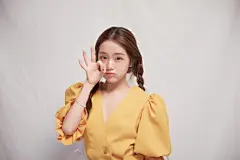 元气少女杨志雯表情包写真曝光，古灵精怪，可爱十足！
