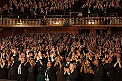 观众壁纸_百度搜索