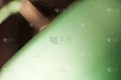 摘要暖模糊图像在绿、黄两色中带有直线和分隔区