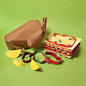 Papercraft Sculptures by Maria Laura Benavente : Argentinian photographer and visual artist Maria Laura Benavente Sovieri uses paper to create lovely sculptures of food and groceries.

More papercraft inspiration via Fubiz