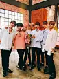 【170226 推特】#防弹少年团春日##防弹少年团nottoday#showchampion1更新：防弹少年团新出炉的Champion认证照~瞄准~发射~只要和防弹一起的话任何时候都是春日... 再一次祝贺防弹少年团Champion送 获奖^^ 啪啪啪
【翻译BY BTSBAR 转载请注明百度防弹少年团吧】【 ​​​​...展开全文c