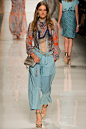 Etro Spring 2014 Ready-to-Wear Fashion Show : The complete Etro Spring 2014 Ready-to-Wear fashion show now on Vogue Runway.