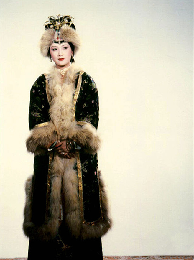 87版红楼梦邓婕饰演王熙凤