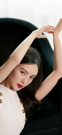 美女壁纸-第1366期-金晨-今日头条