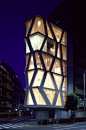耸立单位|北区，东京，日本::毫克建筑工作室