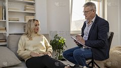 带着同理心倾听有助于交流