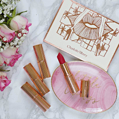 YCecMYzX采集到Charlotte Tilbury