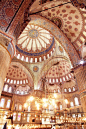 Inside the Blue Mosque, Istanbul.: 